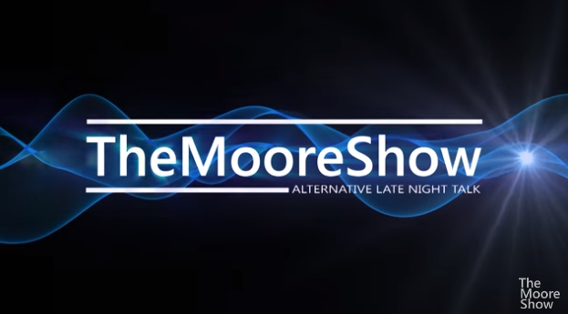 Helyn in conversation on The Moore Show